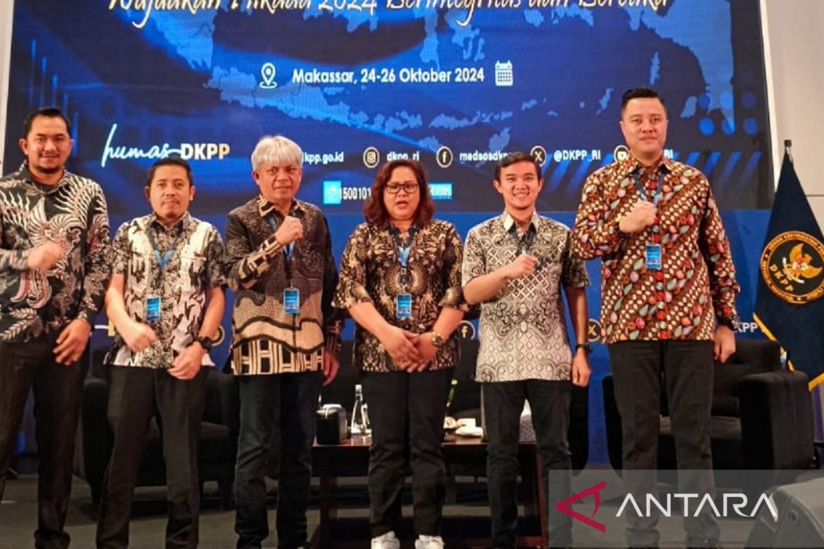 Ketua Bawaslu Manado ingatkan integritas dan etika