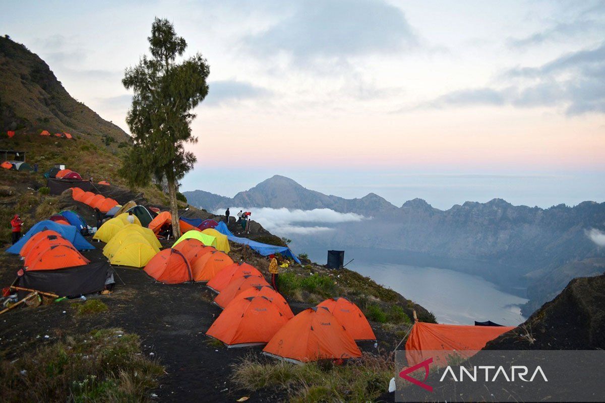 Mengenal pesona Gunung Rinjani dan daya tariknya - ANTARA News