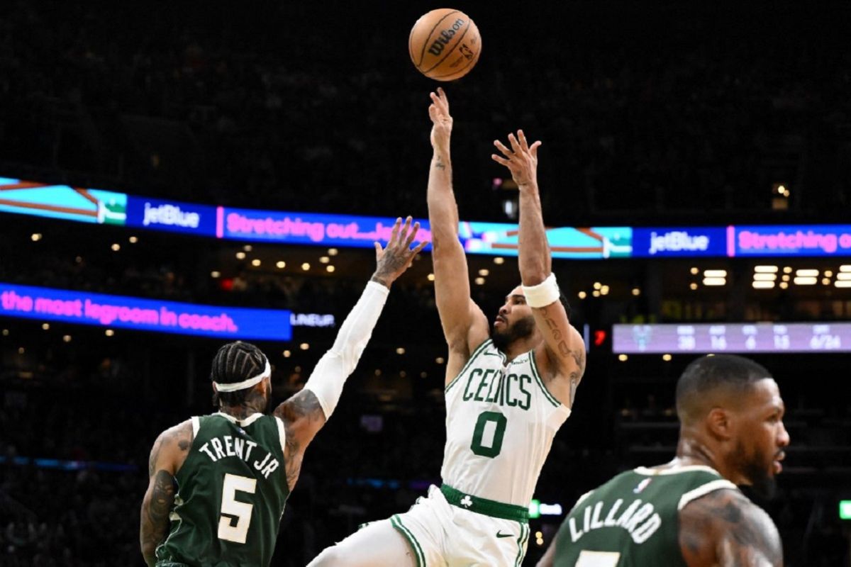 Celtics belum terbendung, kalahkan Bucks 119-108