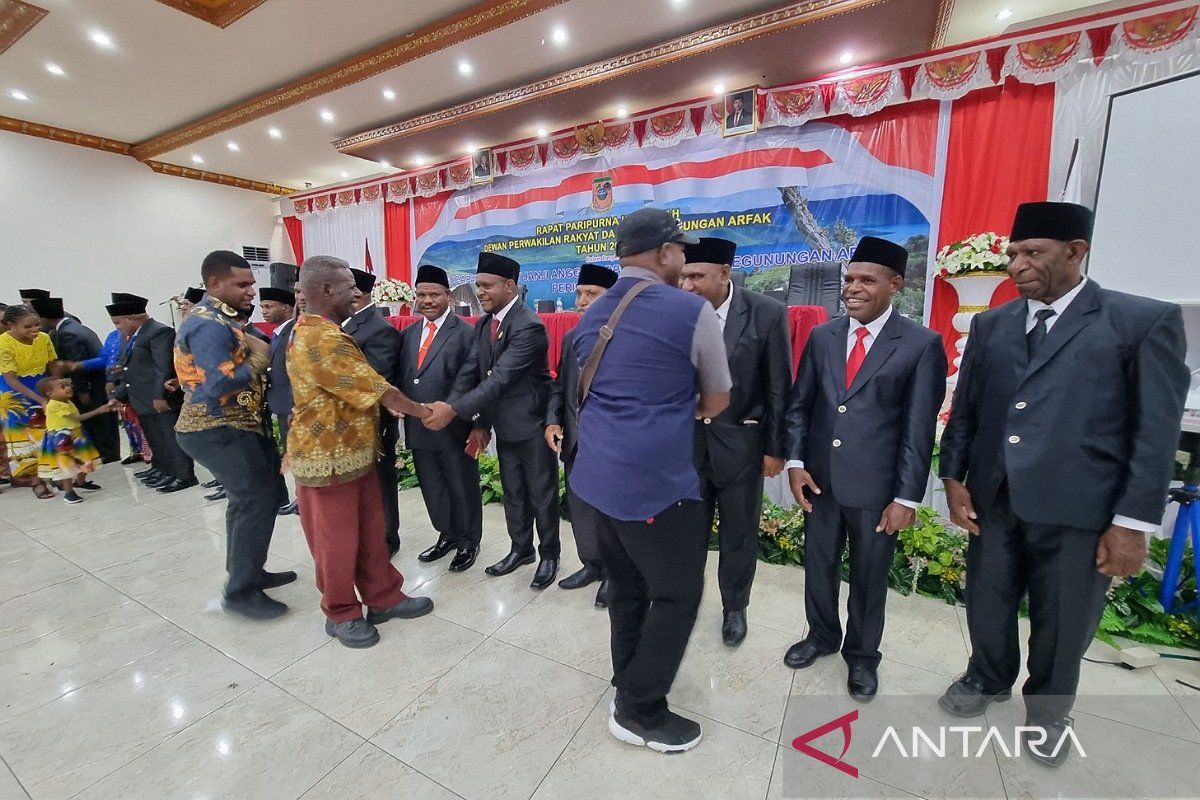 25 anggota DPRK Pegunungan Arfak 2024-2029 dilantik, berikut namanya