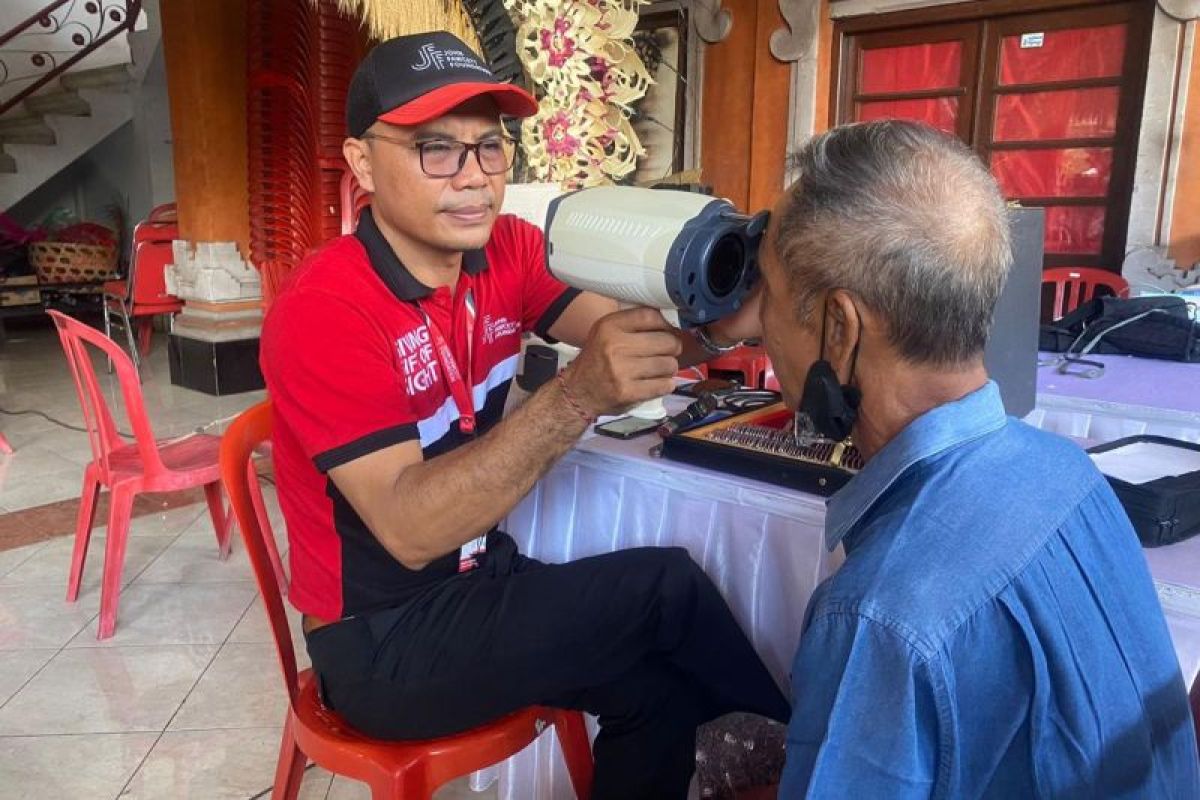 Pemkot Denpasar safari ke banjar periksa kesehatan fisik warga