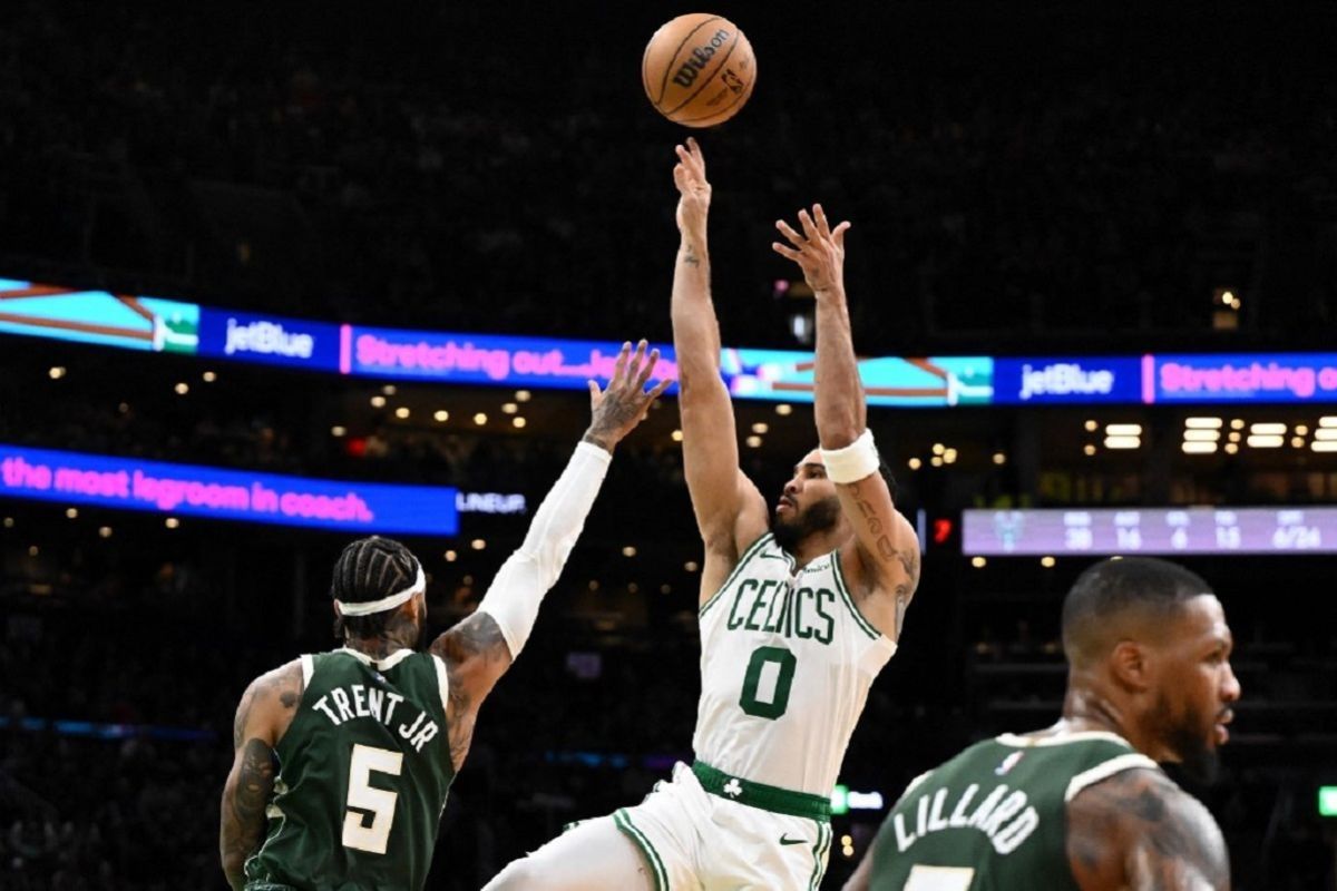 Celtics bangkit di babak kedua, tundukkan Milwaukee Bucks 113-107