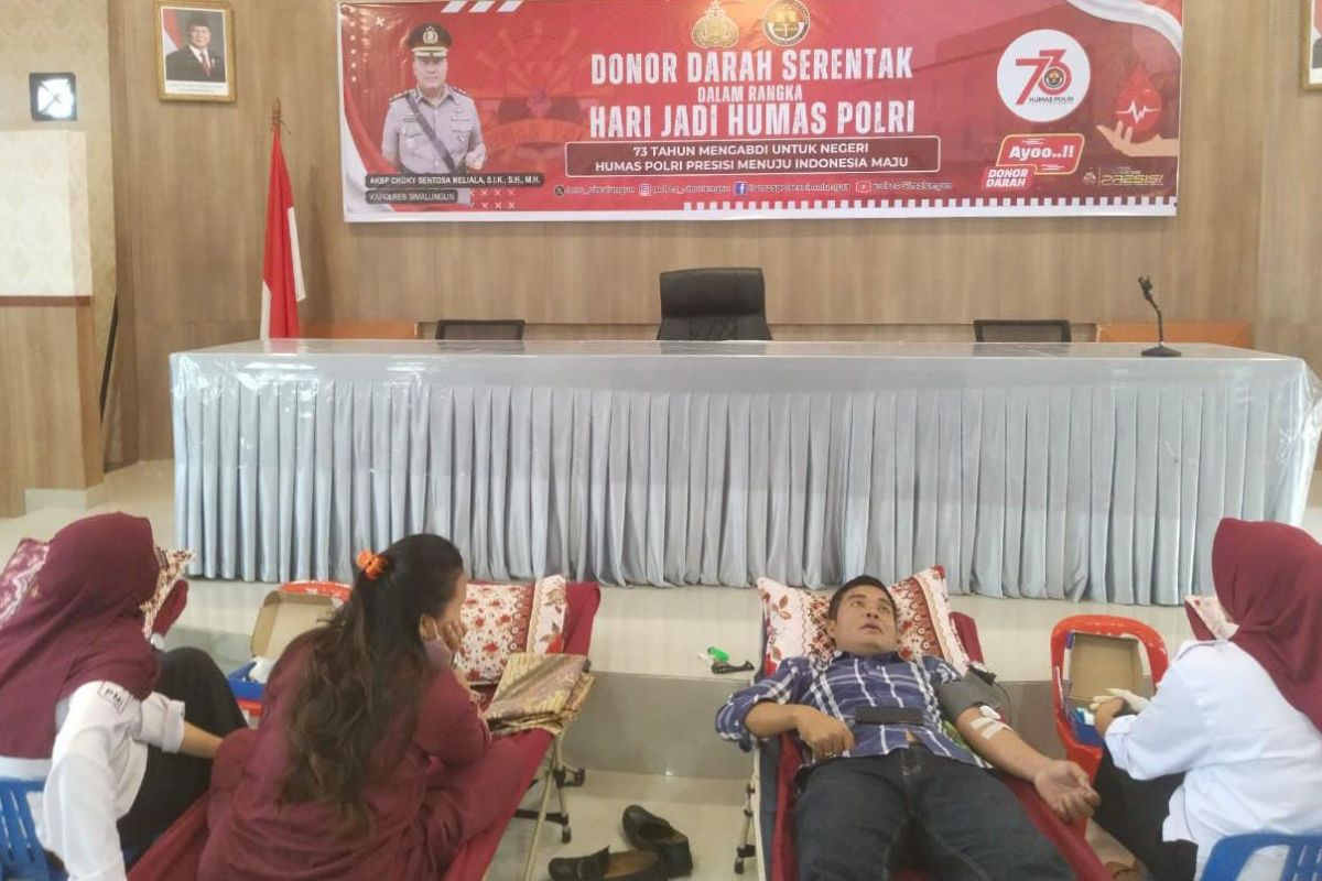 Polres Simalungun gelar donor darah  semarak  HUT Humas Polri