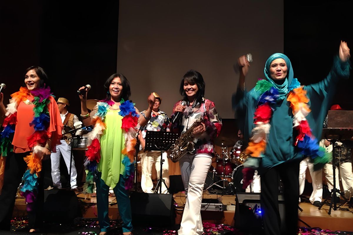 IA ITB-Peruri gandeng BRImo gelar fun fair and band