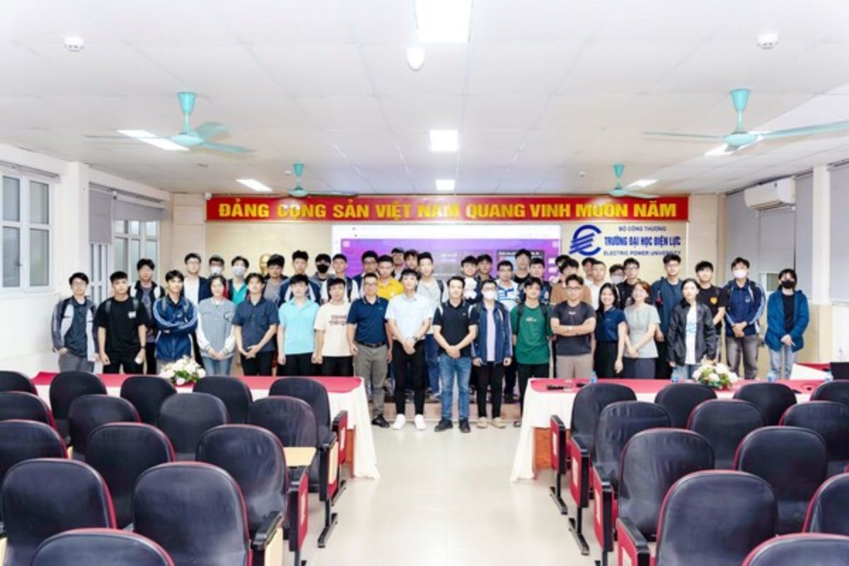 JA Solar Dukung Pemberdayaan SDM Energi Lewat Program Pelatihan Mahasiswa di Vietnam Electric Power University