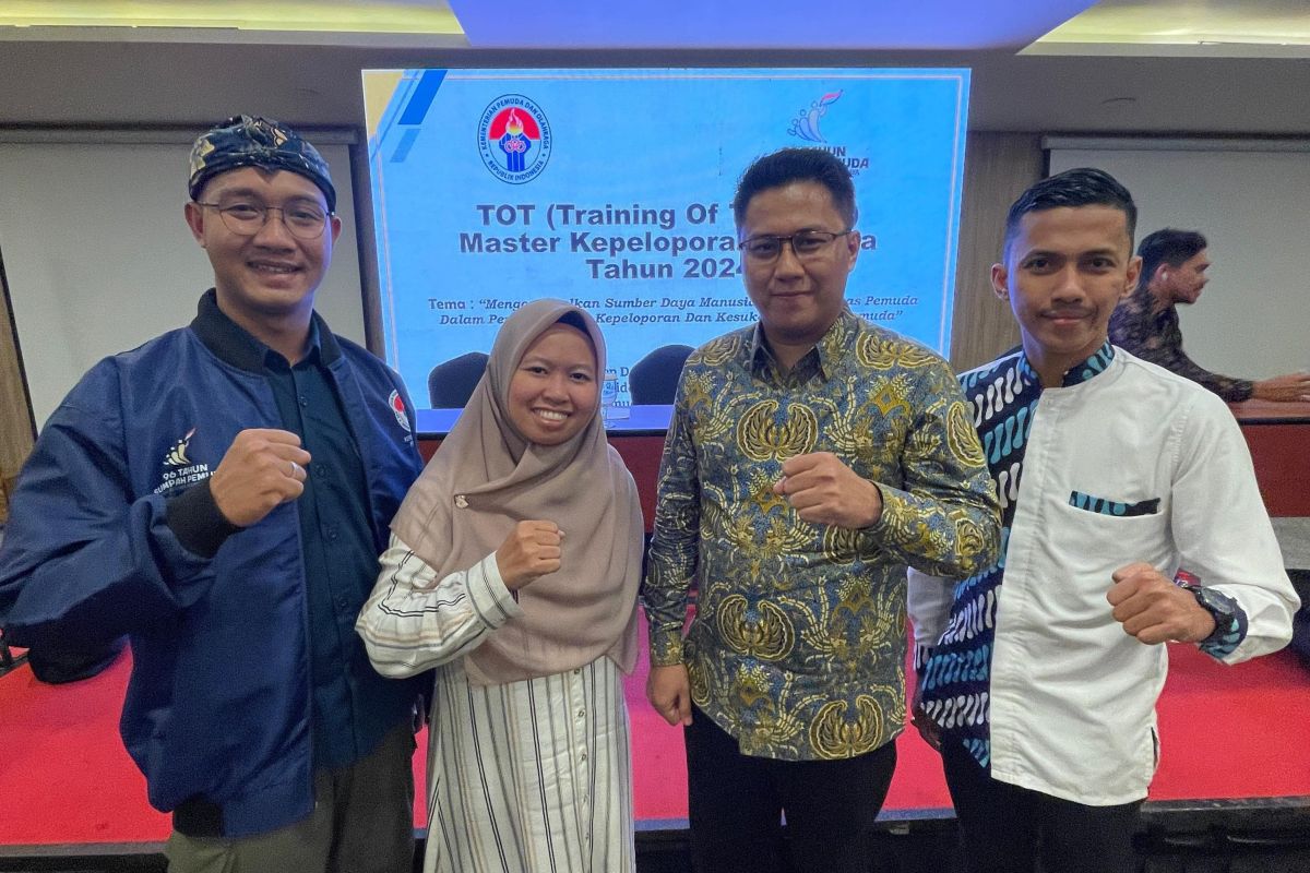 Tiga pemuda Kalbar meraih sertifikasi "Master Trainer" dari BNSP