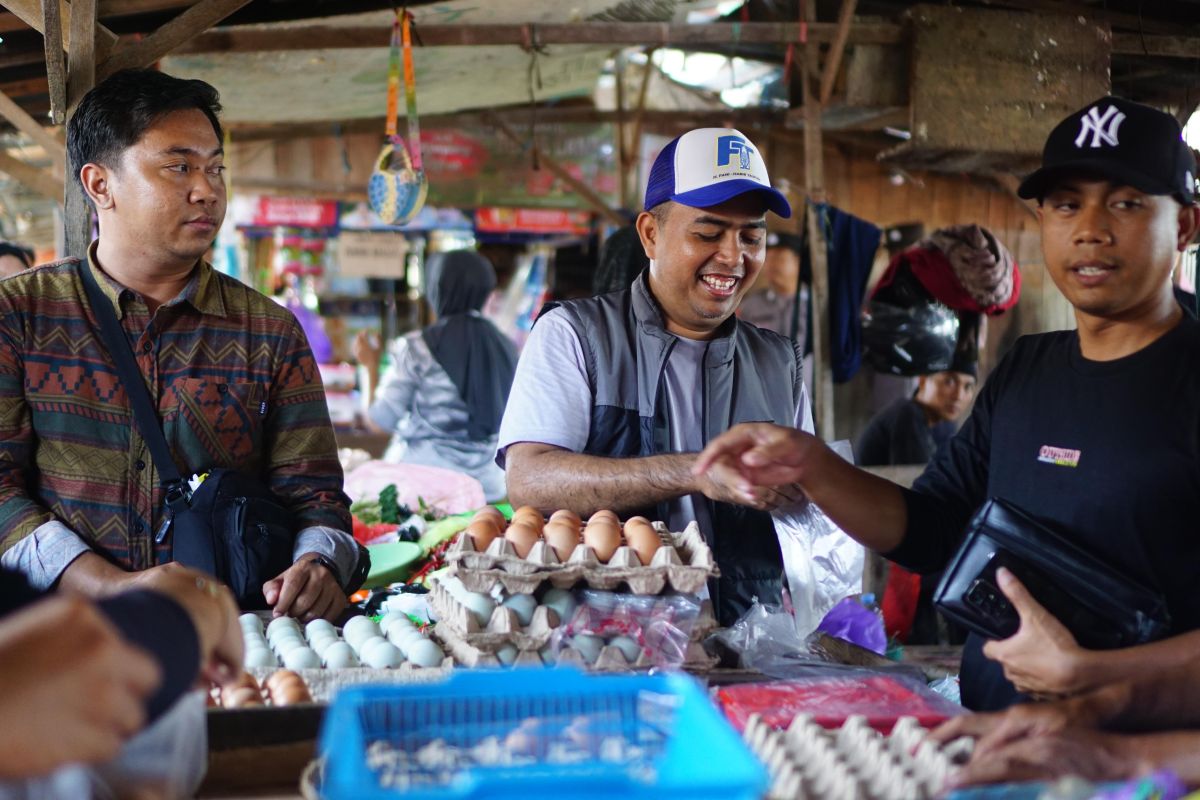 Habib Taufan blusukan ke Pasar Flambon jalin komunikasi pedagang