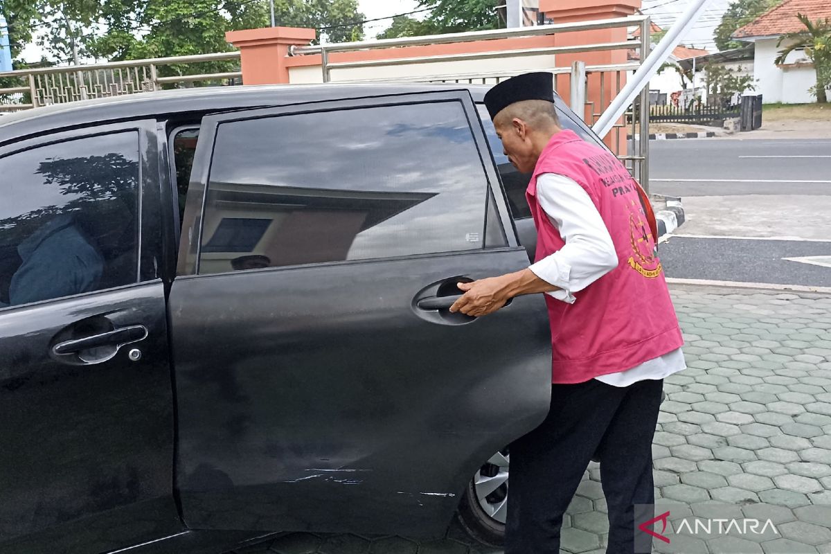 Korupsi dana desa, Mantan Kades Barejulat Lombok tengah dituntut 5,5 tahun