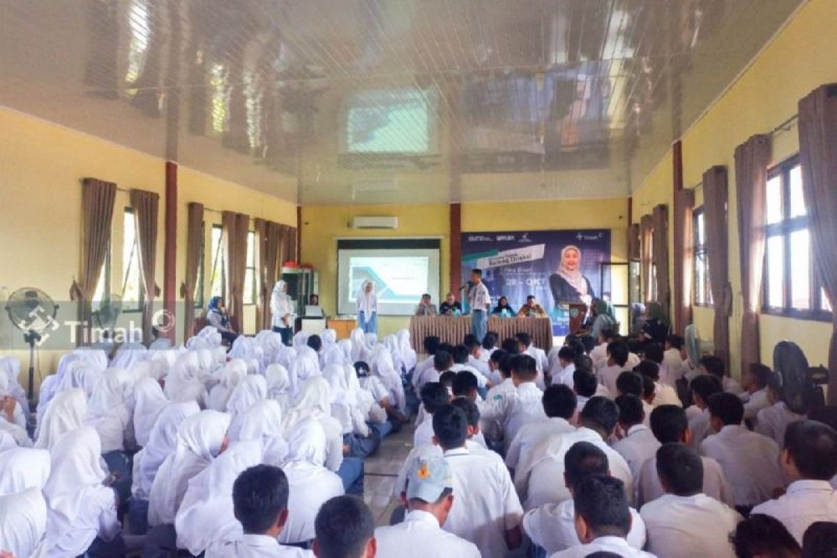 PT Timah gelar kelas inspirasi untuk memotivasi siswa  SMAN 1 Mentok