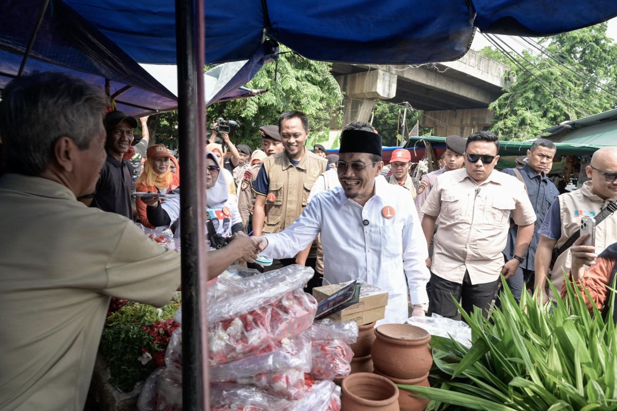 Pasar Karang Anyar contoh ekonomi kerakyatan yang kuat