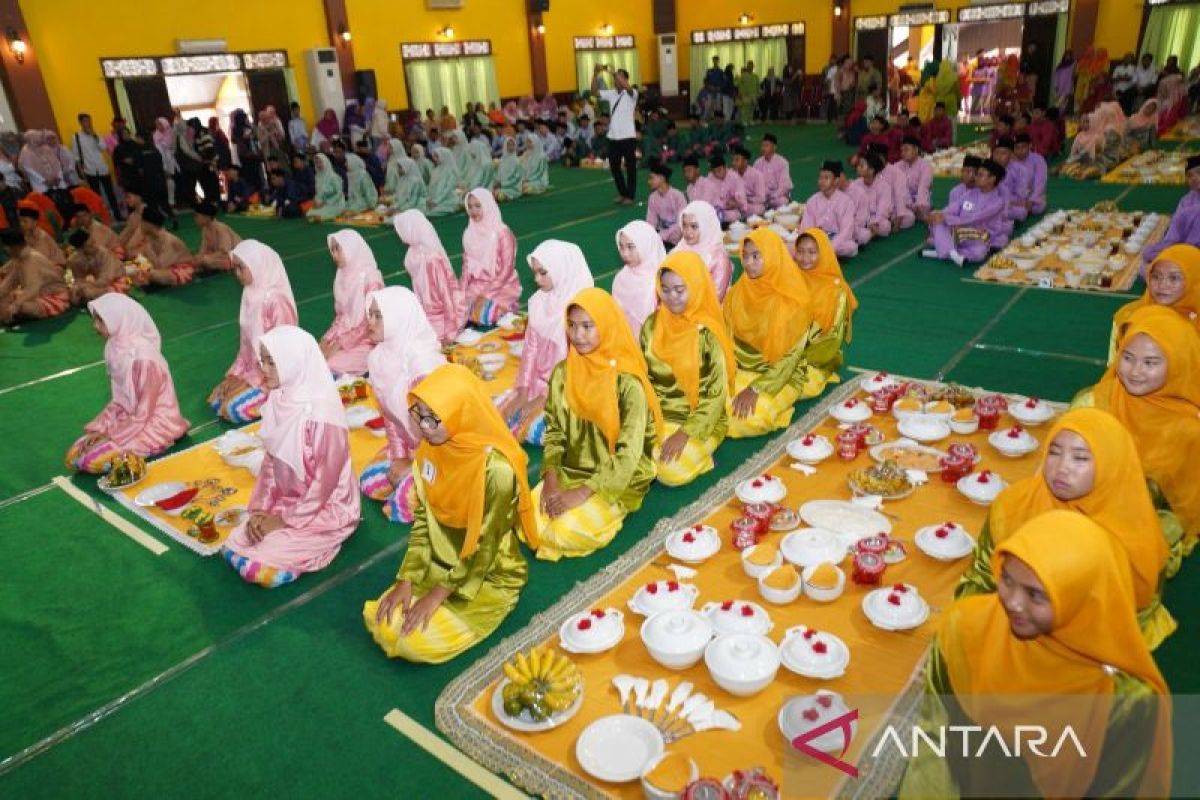 200 peserta di Pontianak ikuti lomba budaya Saprahan