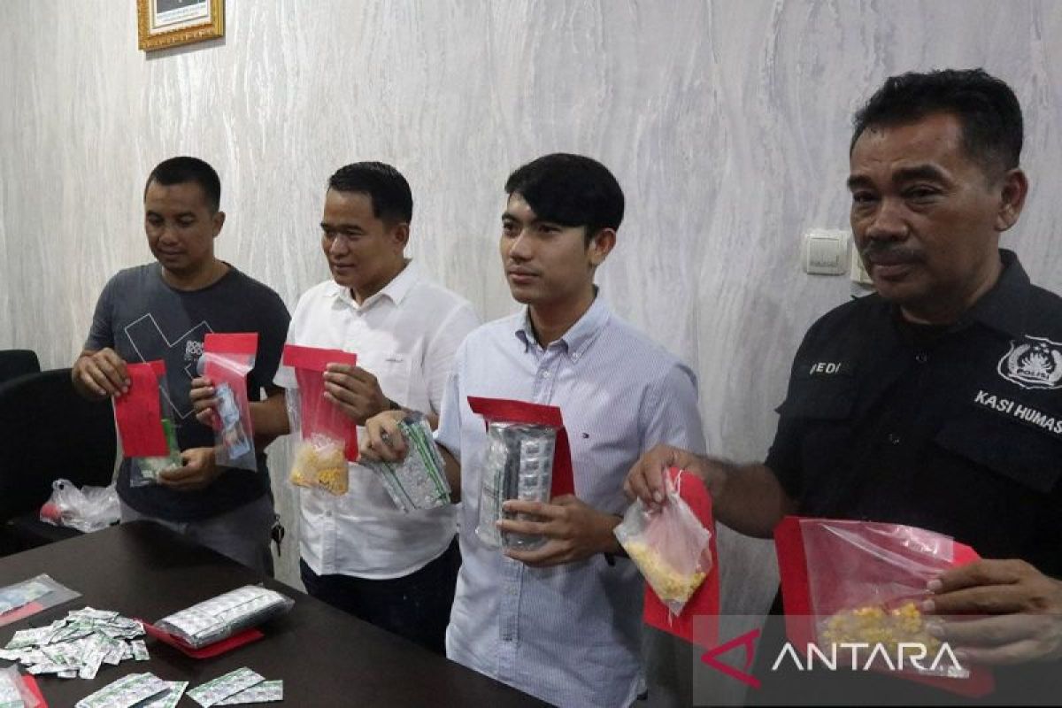 Polres Serang tangkap 7 pengedar pil koplo