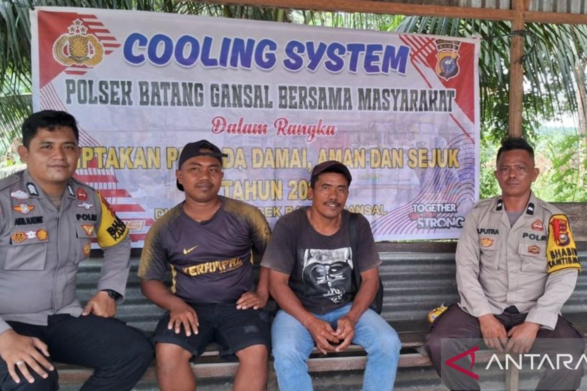 Polsek Batang Gansal penyuluhan ke warga Talang Lakat