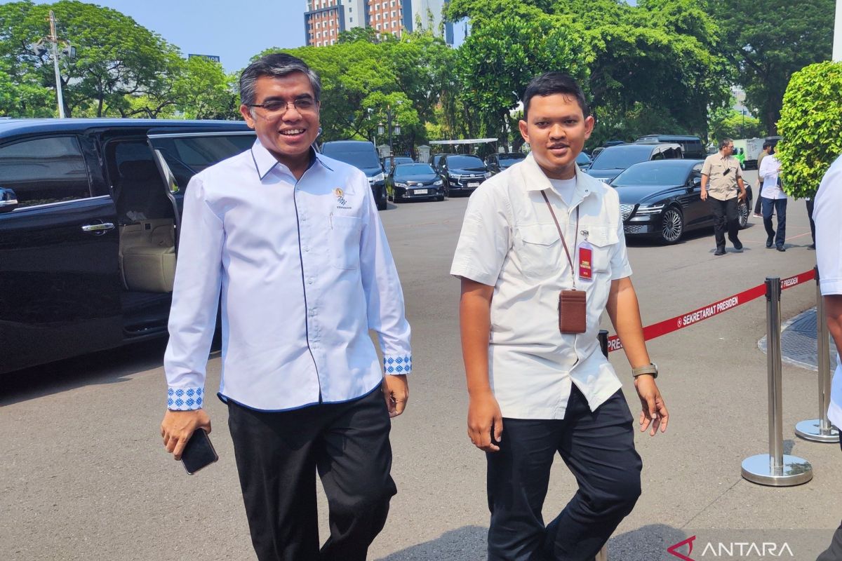 Presiden Prabowo panggil menteri-menteri ke Istana bahas kebijakan subsidi