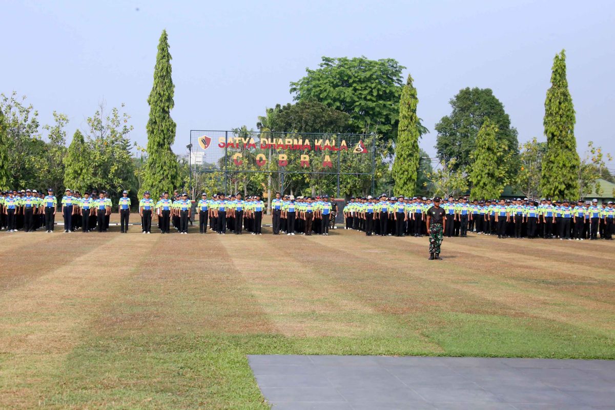 Pemkot Tangerang libatkan seribu pelajar belajar bareng di markas TNI