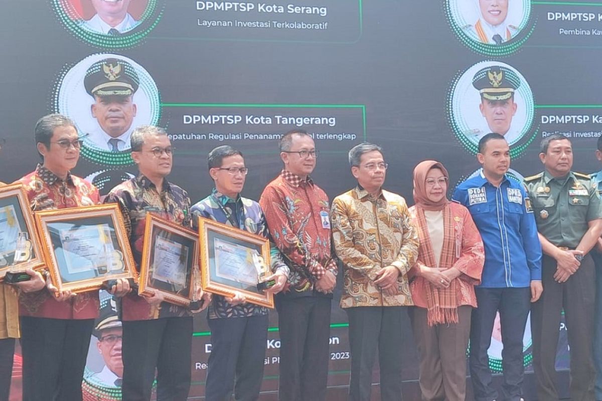 DMPTSP Kota Tangerang raih Penghargaan Regulasi Penanaman Modal Terlengkap