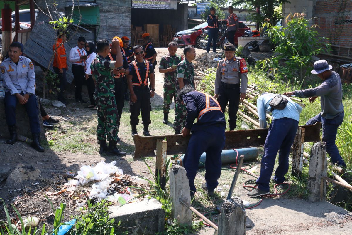 PT KAI menutup perlintasan sebidang untuk mitigasi kecelakaan 