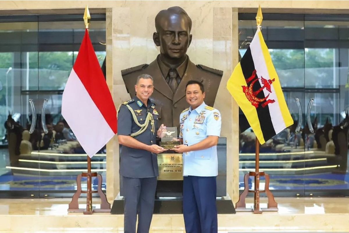 TNI AU bahas kerja sama militer dengan AU Brunei Darusakam