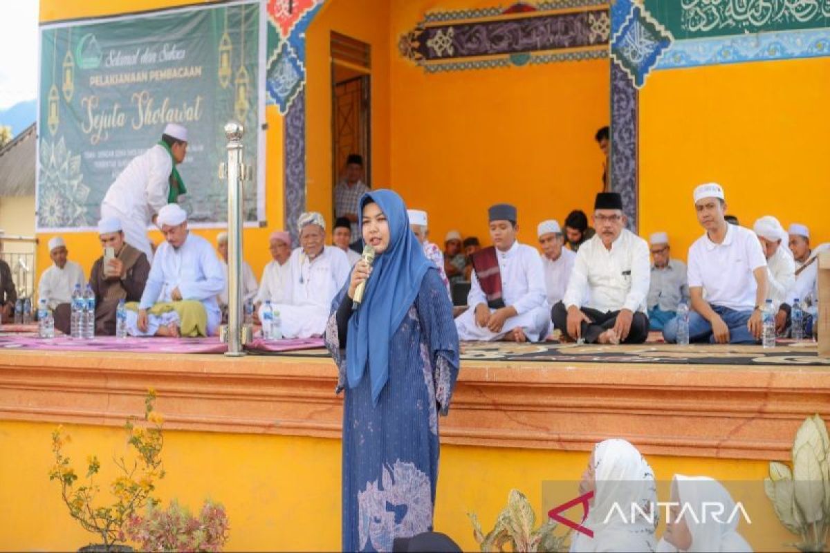 Atika minta orang tua proaktif awasi penggunaan ponsel pada anak