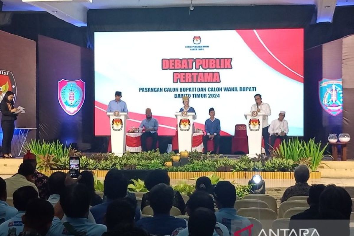 Debat publik sarana menyebarluaskan visi-misi calon Pilkada Bartim 2024