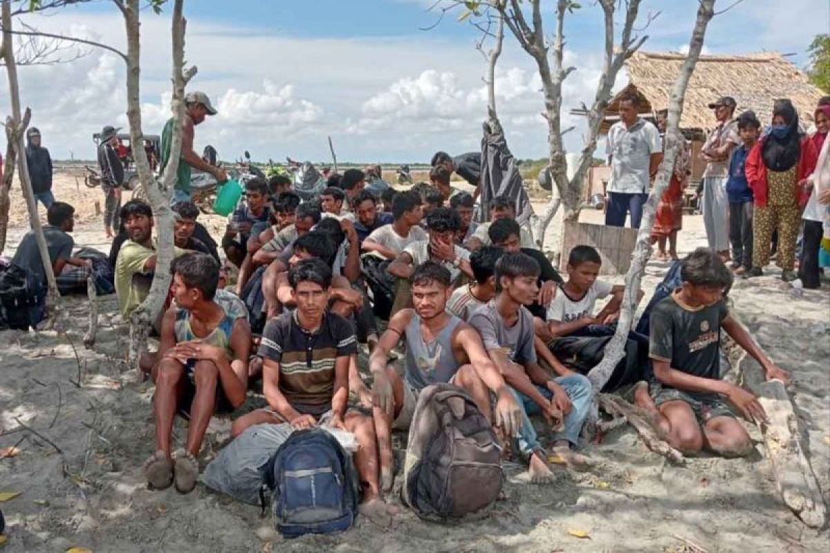 Sebanyak 93 imigran Rohingya mendarat di Aceh Timur