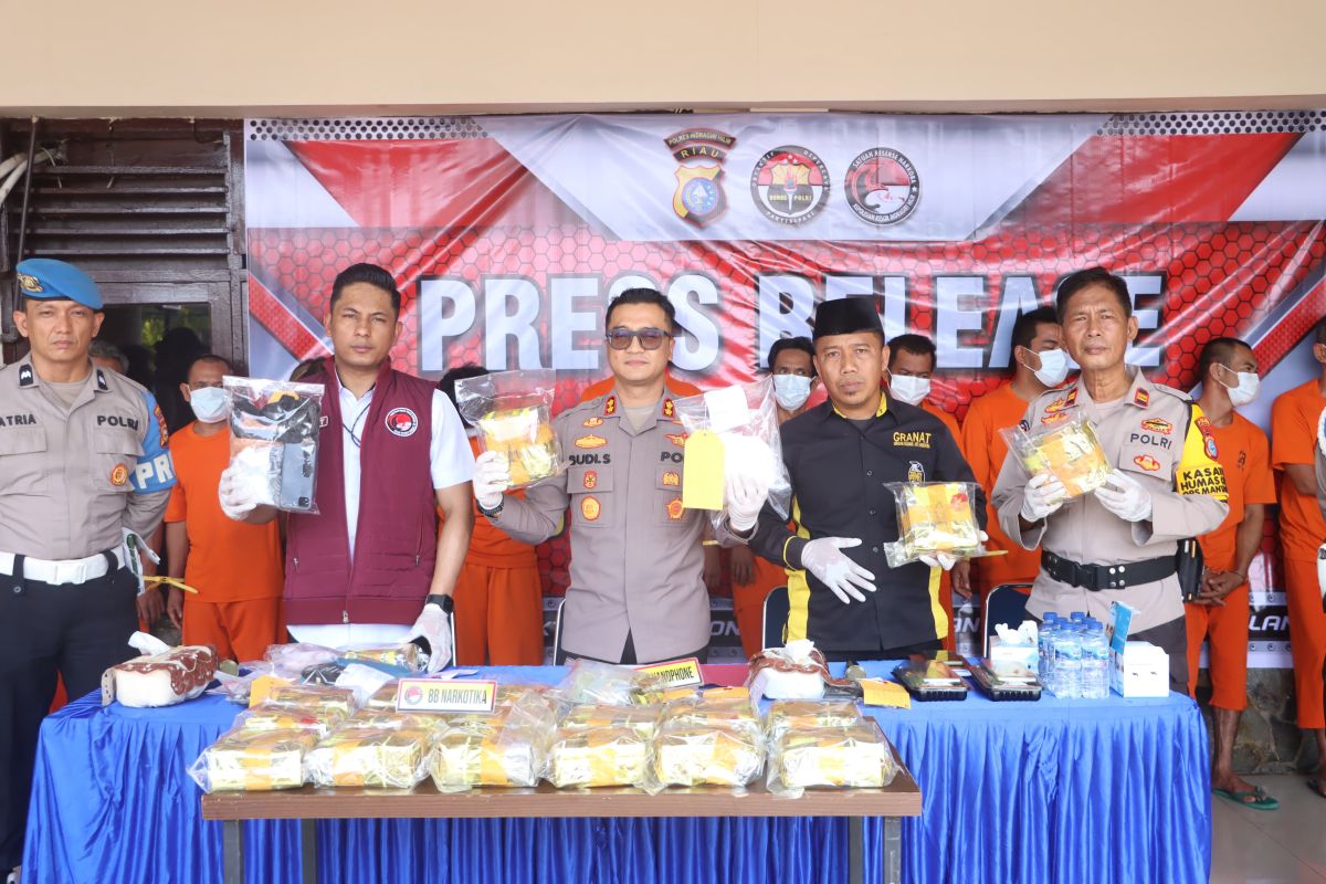 Polres Inhil amankan 21,8 kg sabu dari tiga pelaku jaringan antarprovinsi