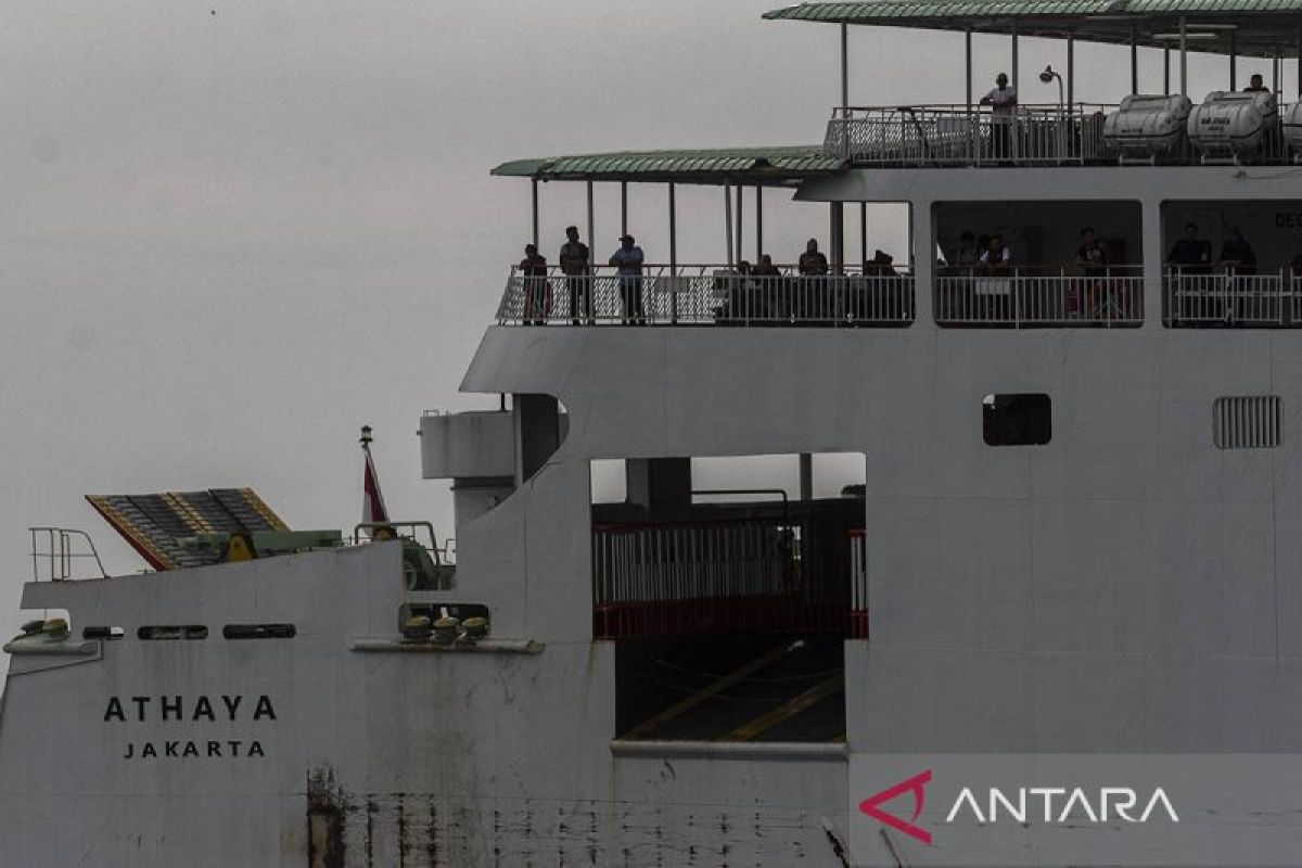 Jumlah penumpang angkutan laut dalam negeri meningkat