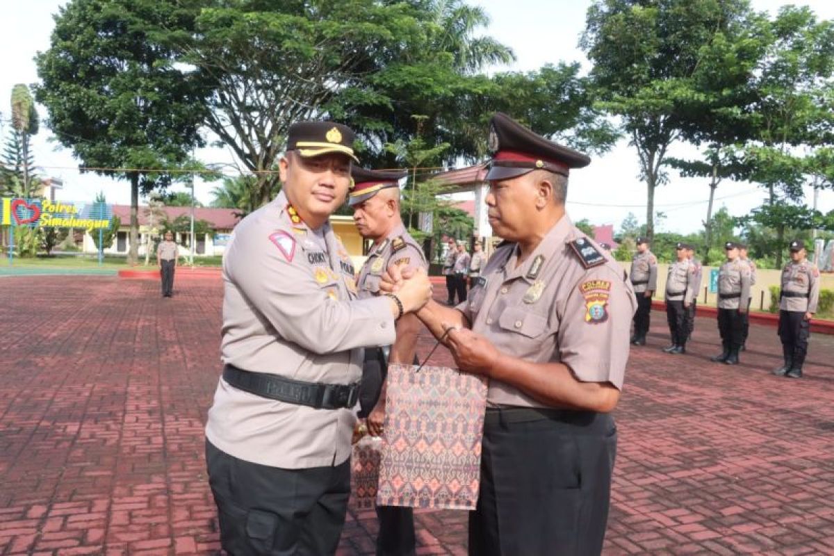 Polres Simalungun lakukan ini kepada personel berdedikasi