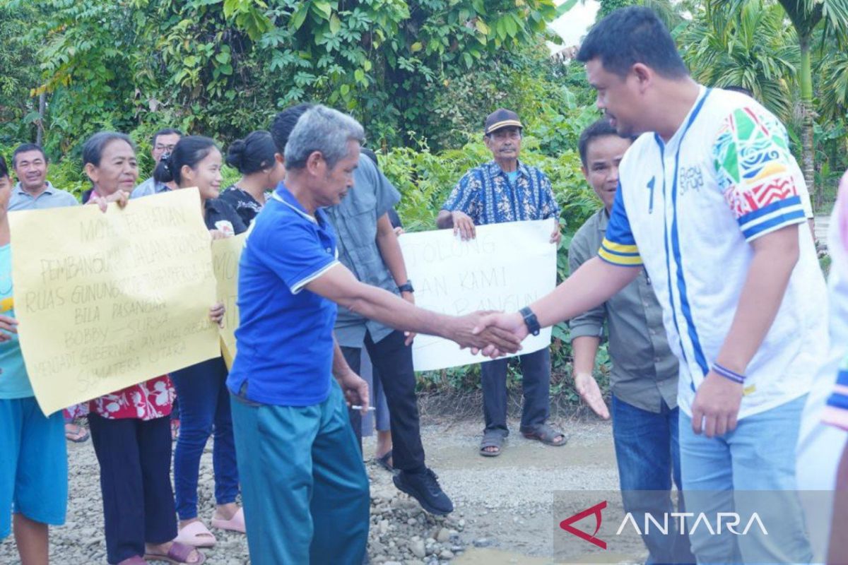 Bobby tinjau jalan provinsi rusak parah di Nias Utara