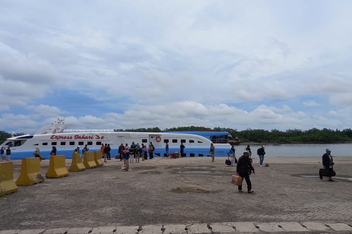 Jumlah penumpang kapal laut di Bangka Belitung turun 10,82 persen