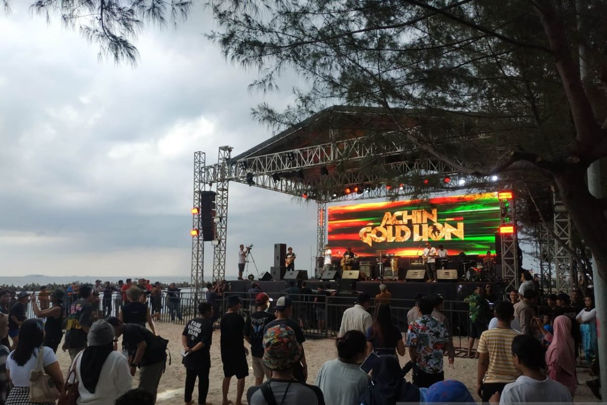 Festival Reggae mampu gerakkan ekonomi masyarakat Pulau Untung Jawa