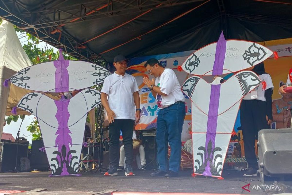 Pj Gubernur sebut festival layang-layang ada filosofinya