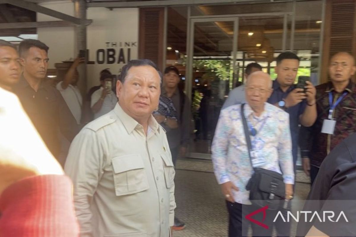 Prabowo minta akui adanya kekurangan Indonesia agar bisa diperbaiki