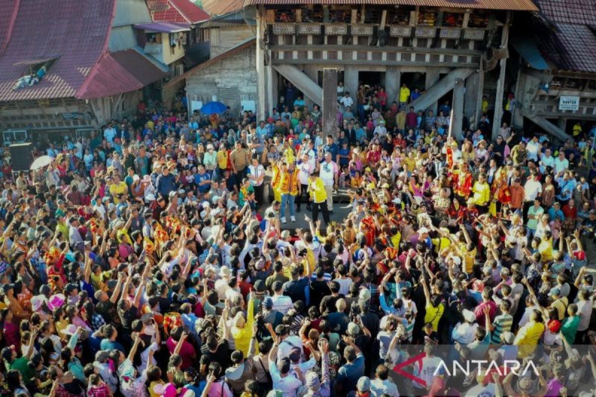 Di Nias Selatan, kampanye Bobby Nasution dihadiri 15 ribu massa