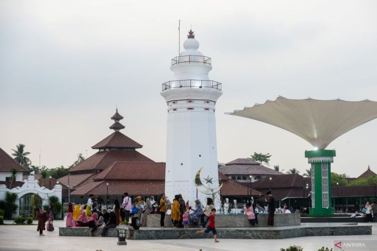 BMKG perkirakan sejumlah kota besar diguyur hujan, termasuk Serang