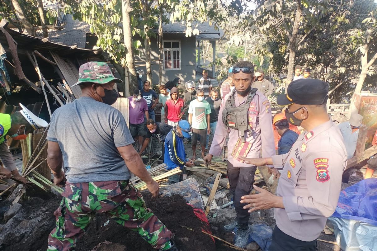 Some 168 personnel dispatched to evacuate victims of Lewotobi eruption