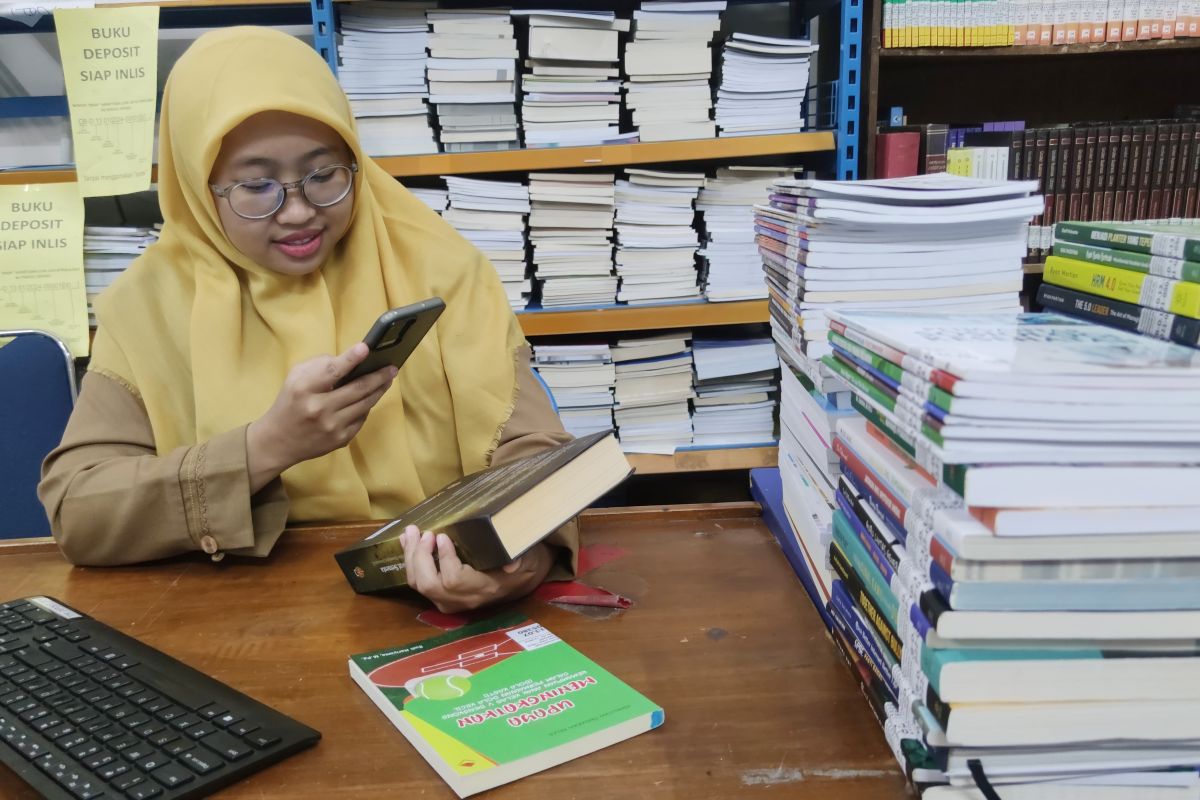 Disperpusip Jatim luncurkan sistem pengolahan bahan perpustakaan berbasis AI