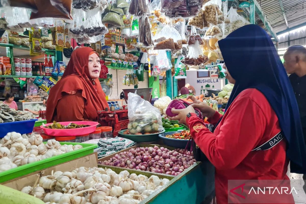 Di Situbondo, harga tomat melonjak jadi Rp20 ribu per kilogram