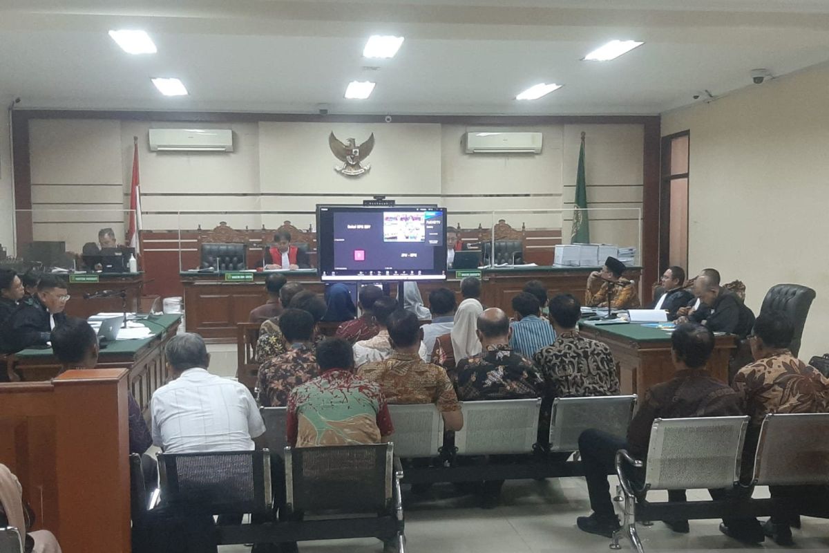 Sebanyak 26 pegawai BPPD Sidoarjo jadi saksi di sidang Gus Muhdlor