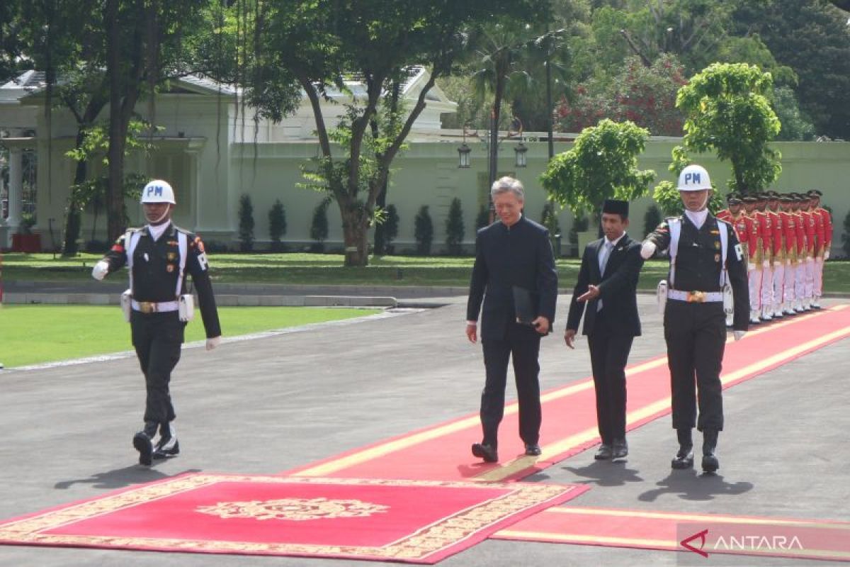 Prabowo receives letters of credentials from seven ambassadors