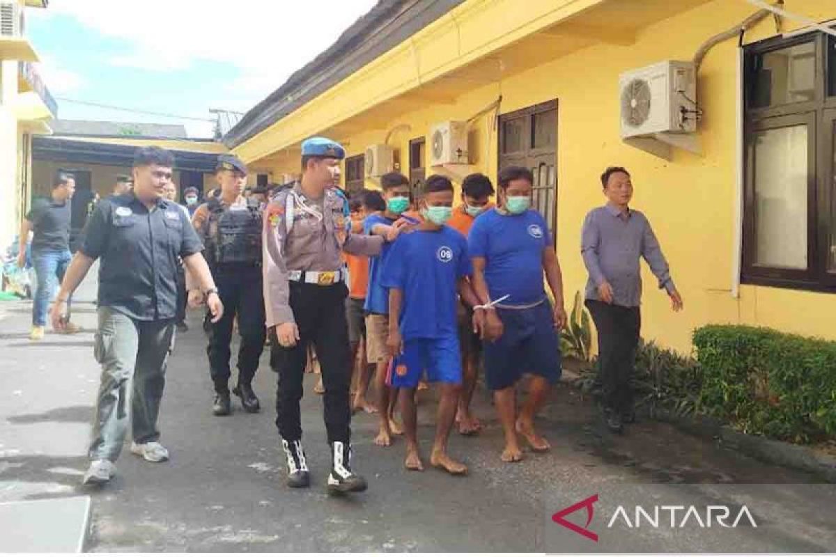 Polres Kobar amankan 31 tersangka pencurian TBS sawit, 13 di antaranya positif Narkoba