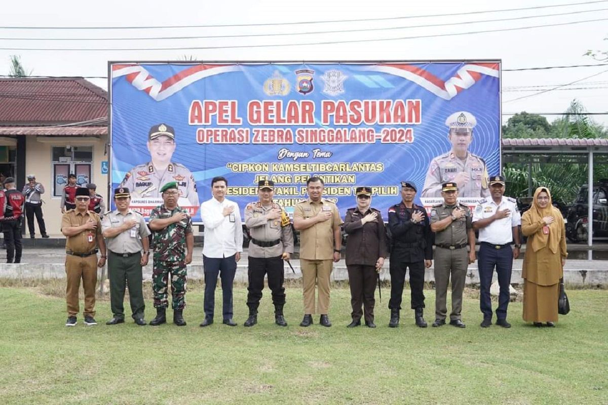 Bupati Dharmasraya hadiri apel gelar pasukan operasi zebra singgalang