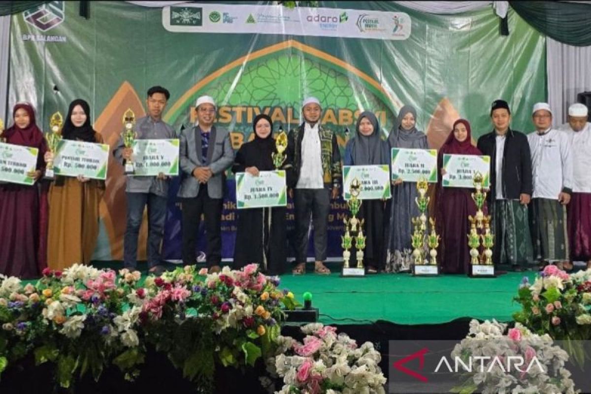 Anggota DPRD Balangan puji lomba festival habsyi