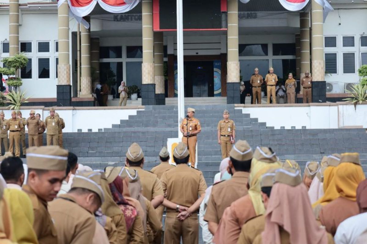 Pegawai Pemkot Pangkalpinang ikrarkan komitmen dan netralitas menjelang Pilkada