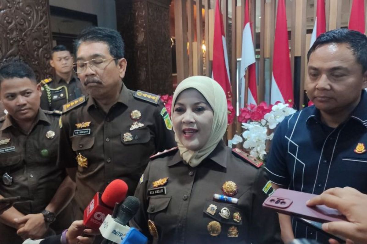 Kejagung periksa ayah Ronald Tannur di Kejati Jatim