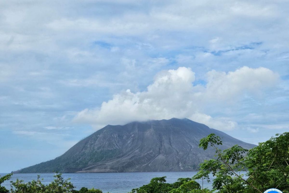 Badan Geologi catat terjadi 34 gempa vulkanik Gunung Ruang