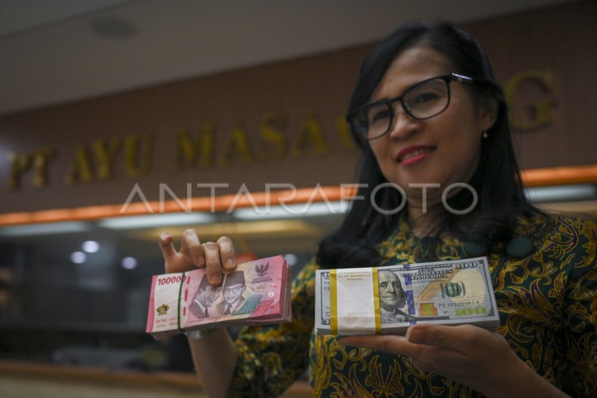 Analis: Rupiah menguat pasca The Fed beri pernyataan "dovish"