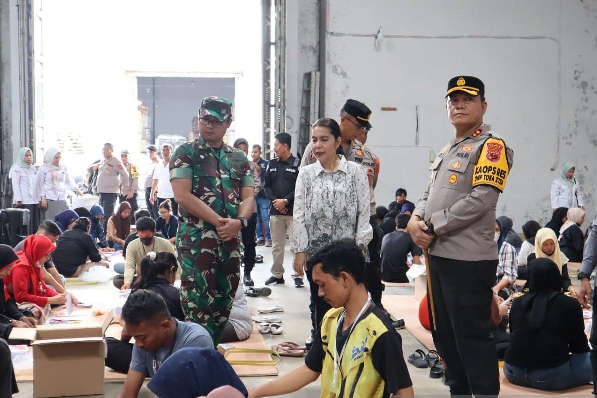 400 pekerja untuk sortir lipat surat suara di Kota Medan