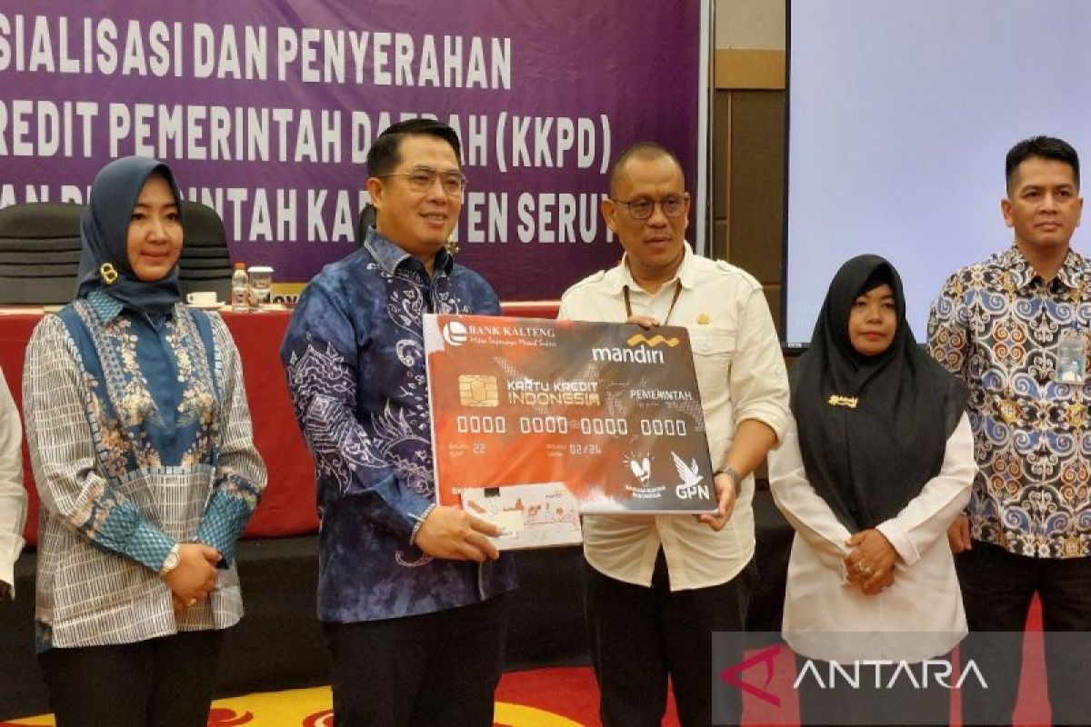 Bank Kalteng serahkan KKPD kepada delapan OPD Pemkab Seruyan