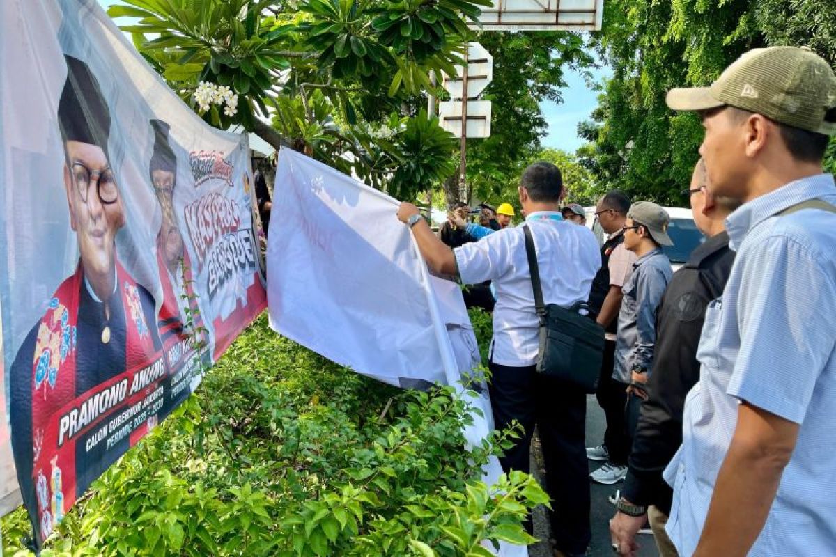 Bawaslu selesaikan sengketa alat peraga kampanye di Tanjung Priok